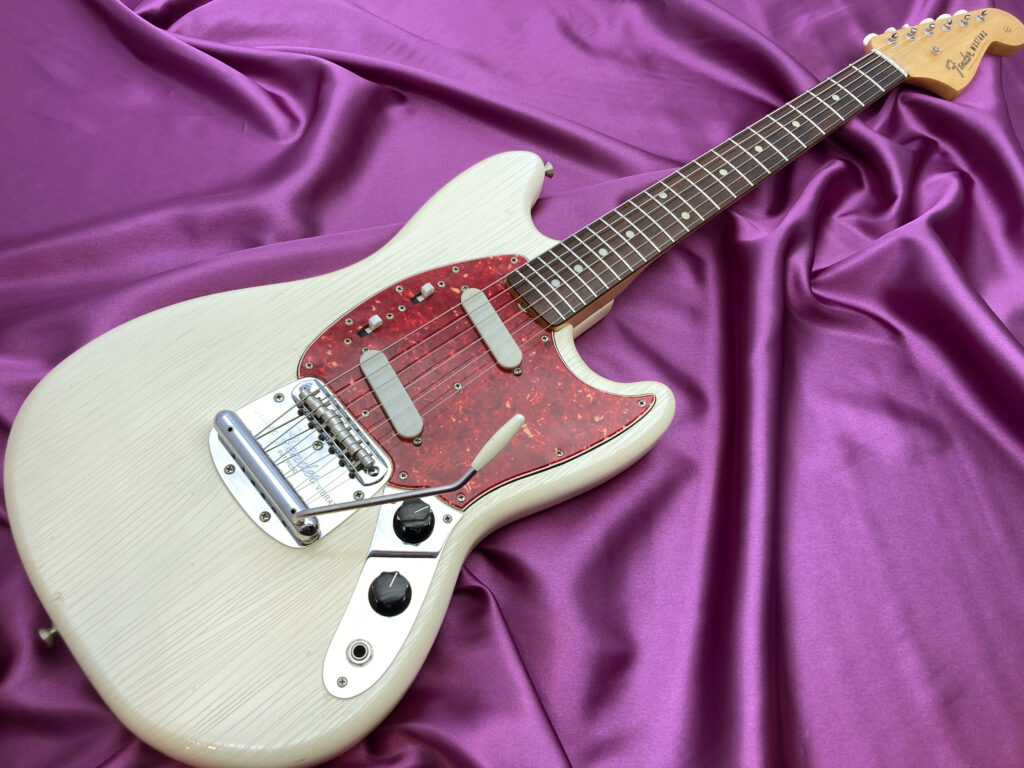 出張買取にて、Fender USA Mustang 1965年製を買取させて頂きました！ | 楽器買取専門リコレクションズ